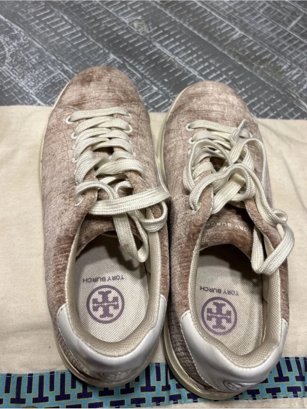 Tory Burch Velvet Lace-Up Sneakers in mauve and Cream / calf leather